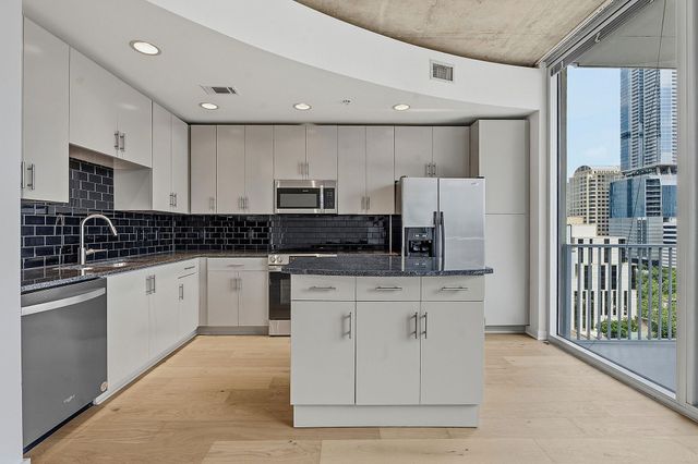 360 Nueces ST 1303, Austin, TX 78701