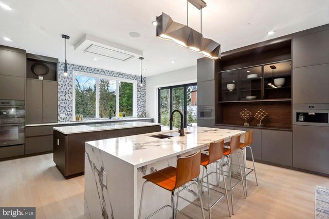 4920 LOUGHBORO RD NW, Washington, DC 20016