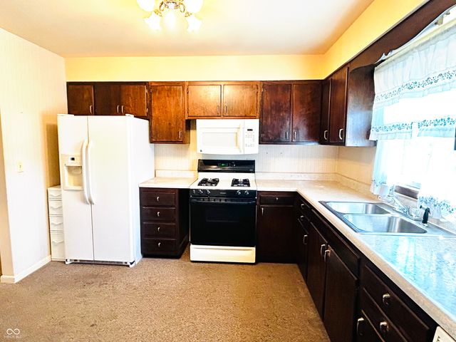 4557 S State Road 9, Shelbyville, IN 46176