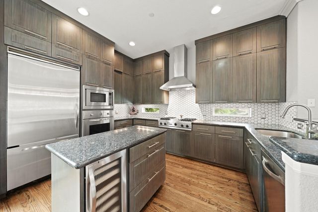 6514 Minola Street, Houston, TX 77007