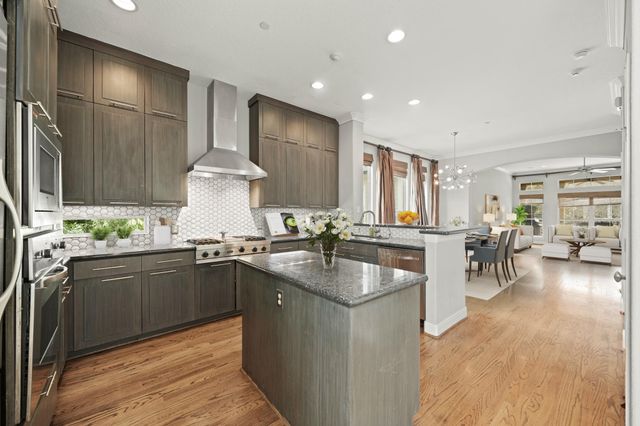 6514 Minola Street, Houston, TX 77007