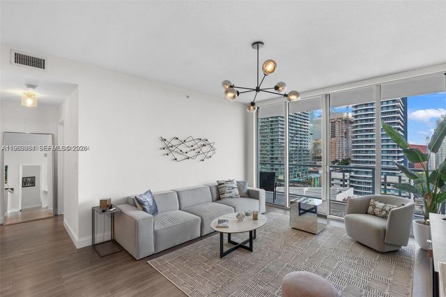 79 SW 12th St 2204-S, Miami, FL 33130