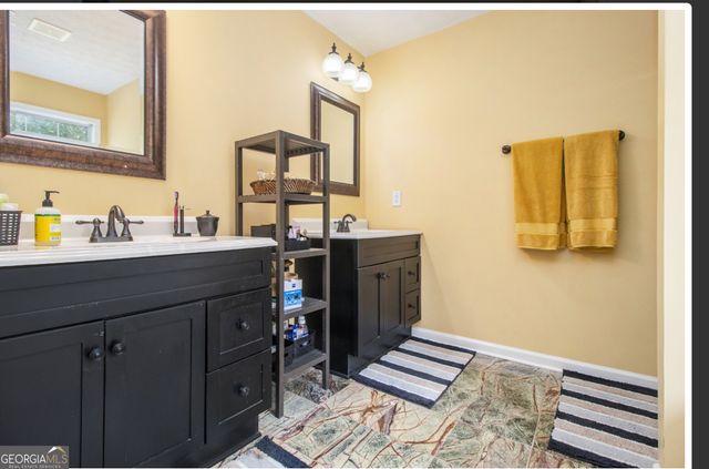 2608 Downing Park Drive SE, Conyers, GA 30094