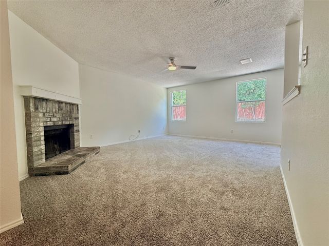 2153 Shawnee Trail, Fort Worth, TX 76247