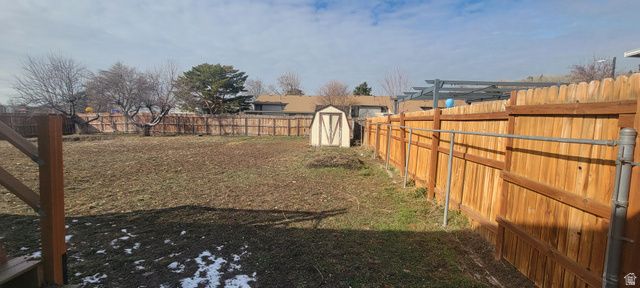 5685 S VILLAGE WAY, South Ogden, UT 84403