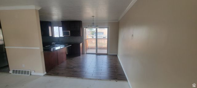 5685 S VILLAGE WAY, South Ogden, UT 84403