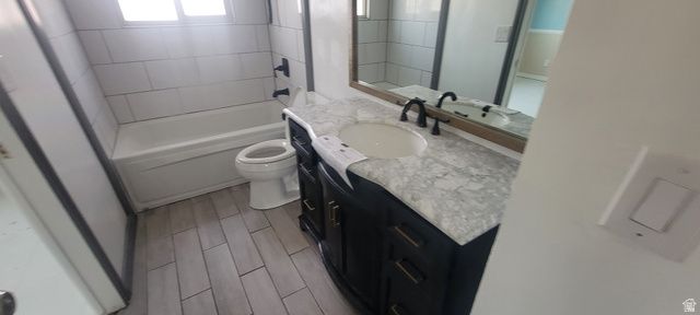 5685 S VILLAGE WAY, South Ogden, UT 84403