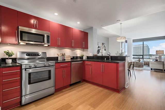 88 E San Fernando Street 909, San Jose, CA 95113