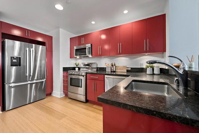 88 E San Fernando Street 909, San Jose, CA 95113