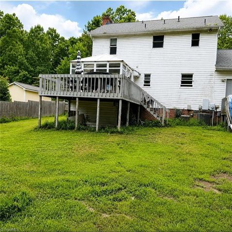4804 Whisper Oak Drive, Trinity, NC 27370