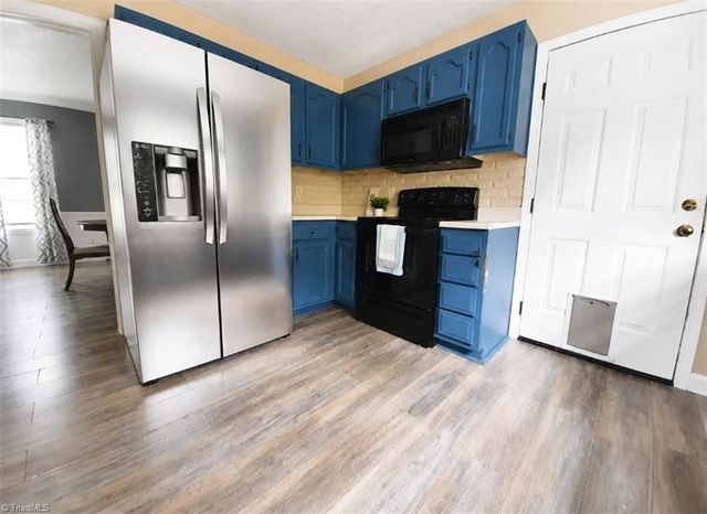 4804 Whisper Oak Drive, Trinity, NC 27370