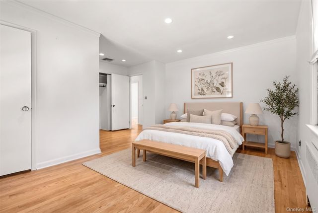 269 Woodlands Ave, White Plains, NY 10607