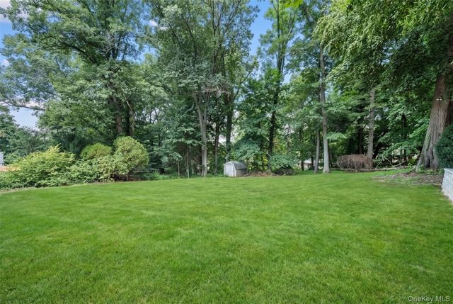 269 Woodlands Ave, White Plains, NY 10607