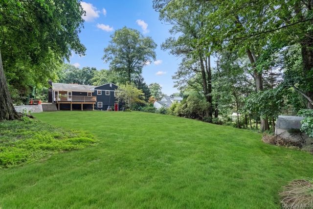 269 Woodlands Ave, White Plains, NY 10607