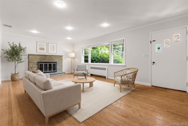 269 Woodlands Ave, White Plains, NY 10607