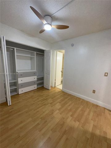 5055 NW 7th St 504, Miami, FL 33126