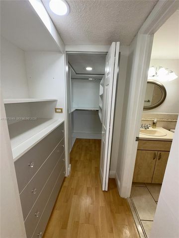 5055 NW 7th St 504, Miami, FL 33126