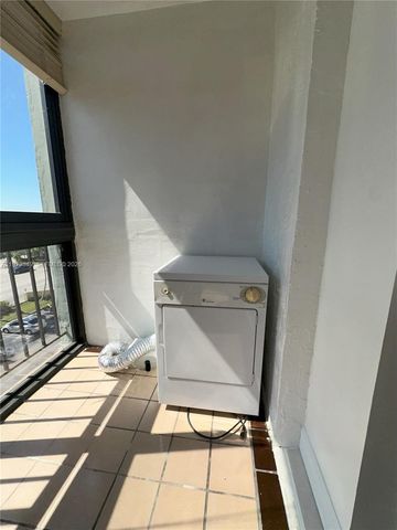 5055 NW 7th St 504, Miami, FL 33126