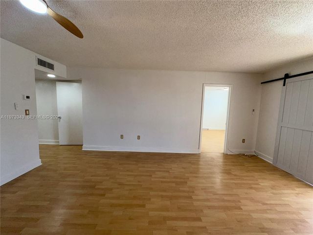 5055 NW 7th St 504, Miami, FL 33126