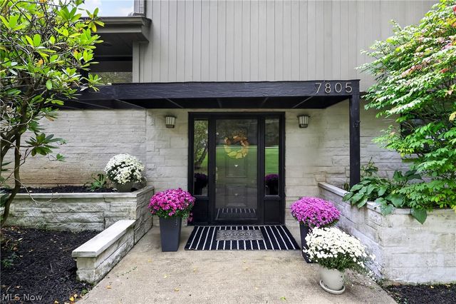 7805 Spring Lake Lane, Canfield, OH 44406