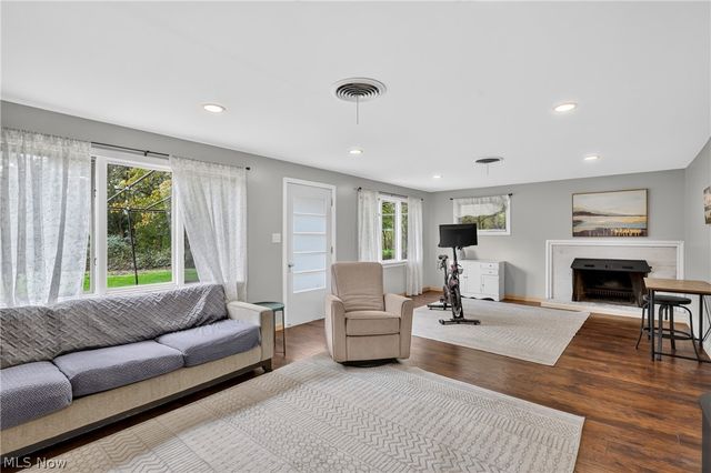 7805 Spring Lake Lane, Canfield, OH 44406