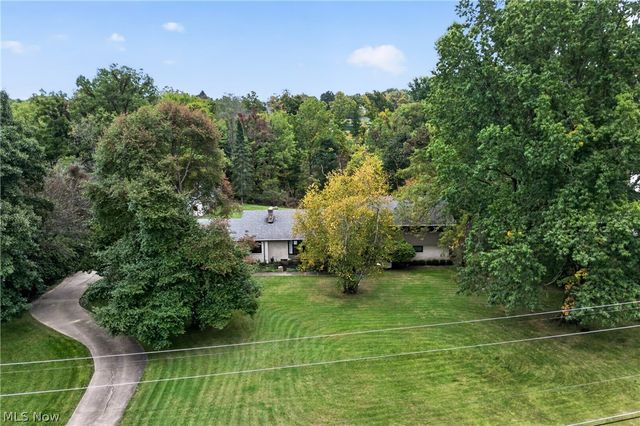 7805 Spring Lake Lane, Canfield, OH 44406