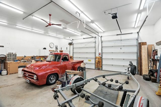 18102 N West Shore Rd, Nine Mile Falls, WA 99026