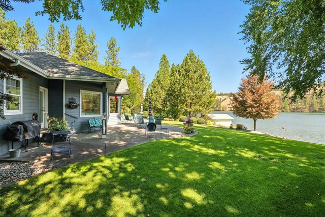 18102 N West Shore Rd, Nine Mile Falls, WA 99026