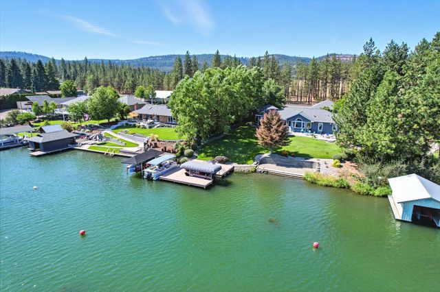 18102 N West Shore Rd, Nine Mile Falls, WA 99026