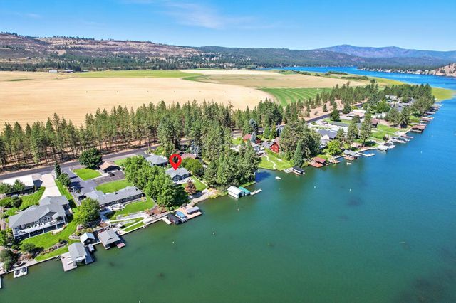 18102 N West Shore Rd, Nine Mile Falls, WA 99026