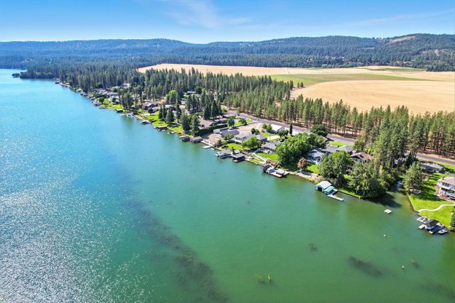 18102 N West Shore Rd, Nine Mile Falls, WA 99026