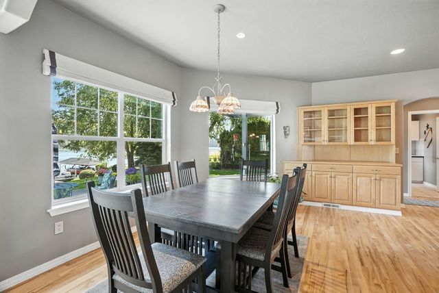 18102 N West Shore Rd, Nine Mile Falls, WA 99026