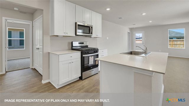 339 LOW PASTURE Trail, Maxwell, TX 78656