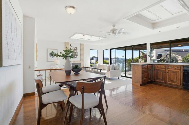 1190 Flying Fish Street, Foster City, CA 94404