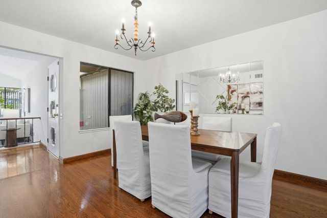 1190 Flying Fish Street, Foster City, CA 94404