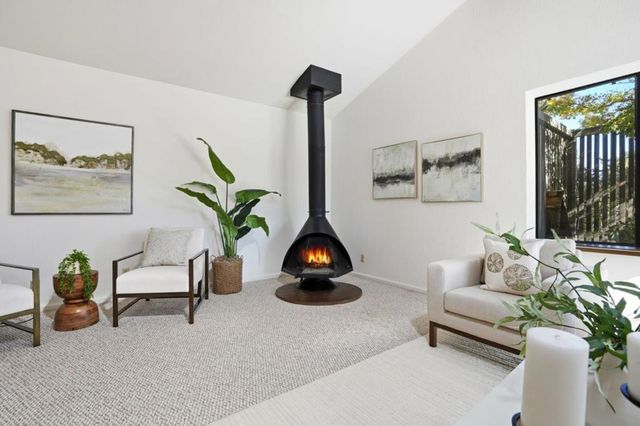 1190 Flying Fish Street, Foster City, CA 94404