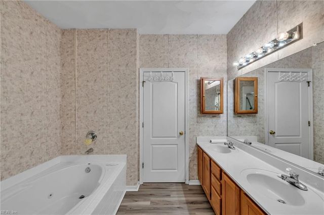 1010 Legends WAY, Suffolk, VA 23435