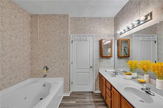 1010 Legends WAY, Suffolk, VA 23435