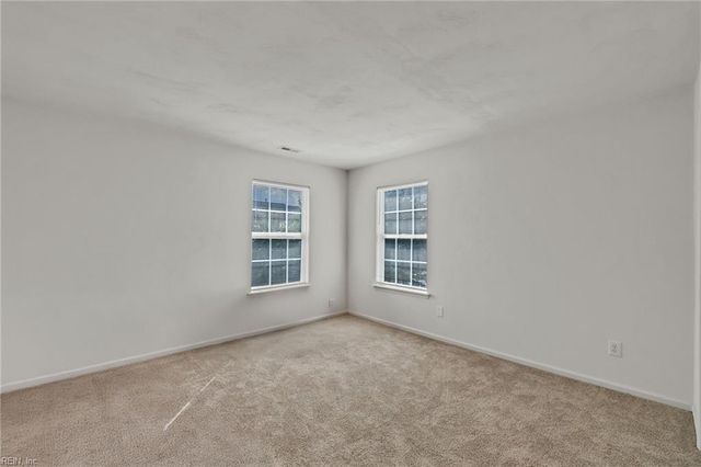 1010 Legends WAY, Suffolk, VA 23435