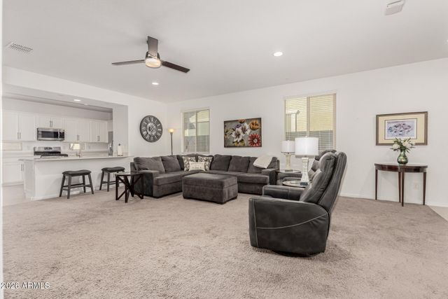 12431 W STATE Avenue, Glendale, AZ 85307