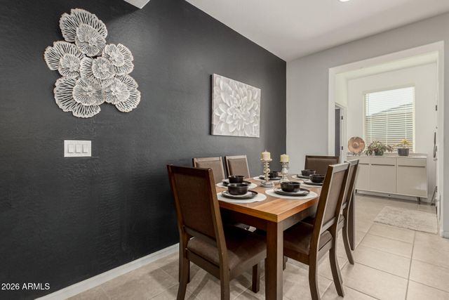 12431 W STATE Avenue, Glendale, AZ 85307