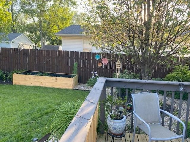 23 Geneva Court, Bloomington, IL 61704