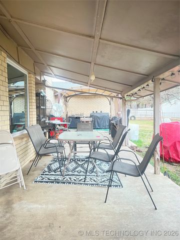 2110 S 78th E, Muskogee, OK 74403