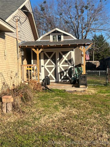 2110 S 78th E, Muskogee, OK 74403