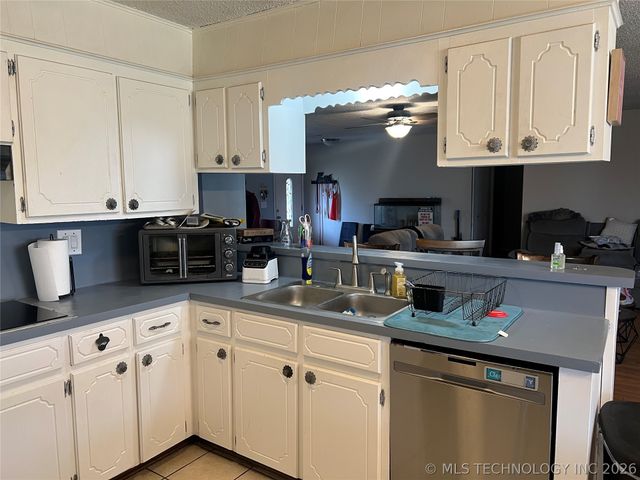 2110 S 78th E, Muskogee, OK 74403