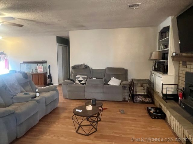 2110 S 78th E, Muskogee, OK 74403