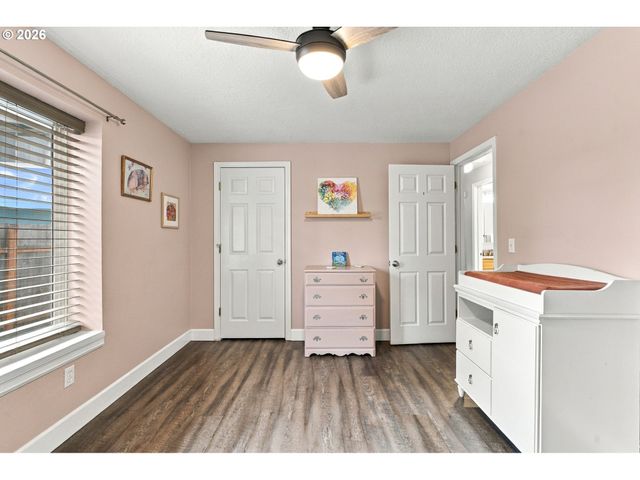 1424 Sw 209TH Ave, Beaverton, OR 97003