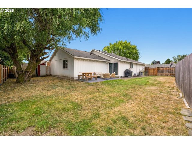 1424 Sw 209TH Ave, Beaverton, OR 97003