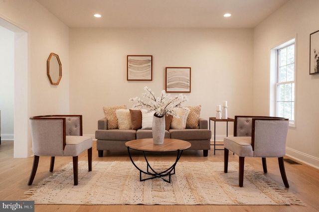 21 MONTANA AVE, Cherry Hill, NJ 08002