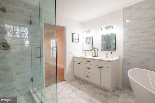 21 MONTANA AVE, Cherry Hill, NJ 08002